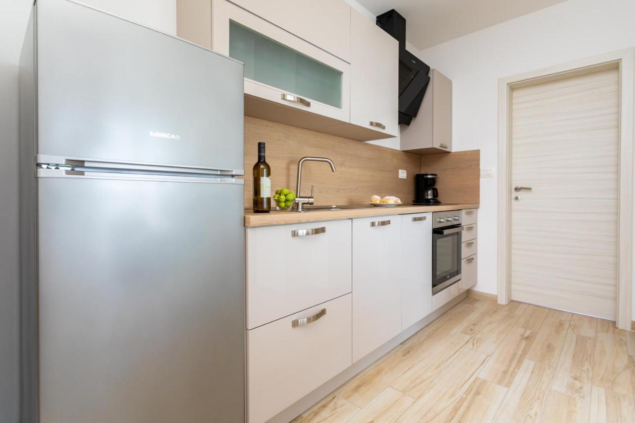 Apartments Jelena Вантачичи Екстериор снимка