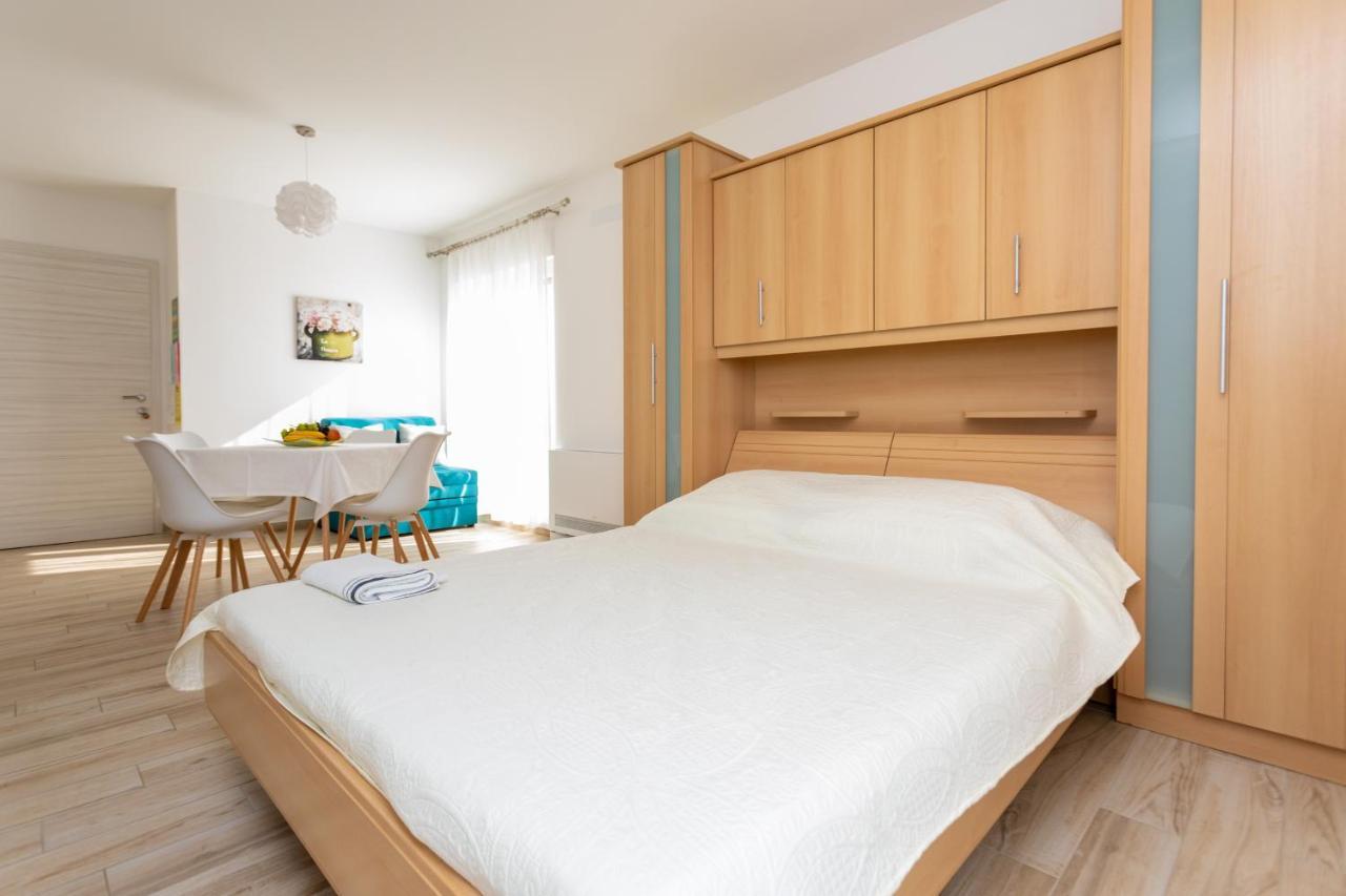 Apartments Jelena Вантачичи Екстериор снимка