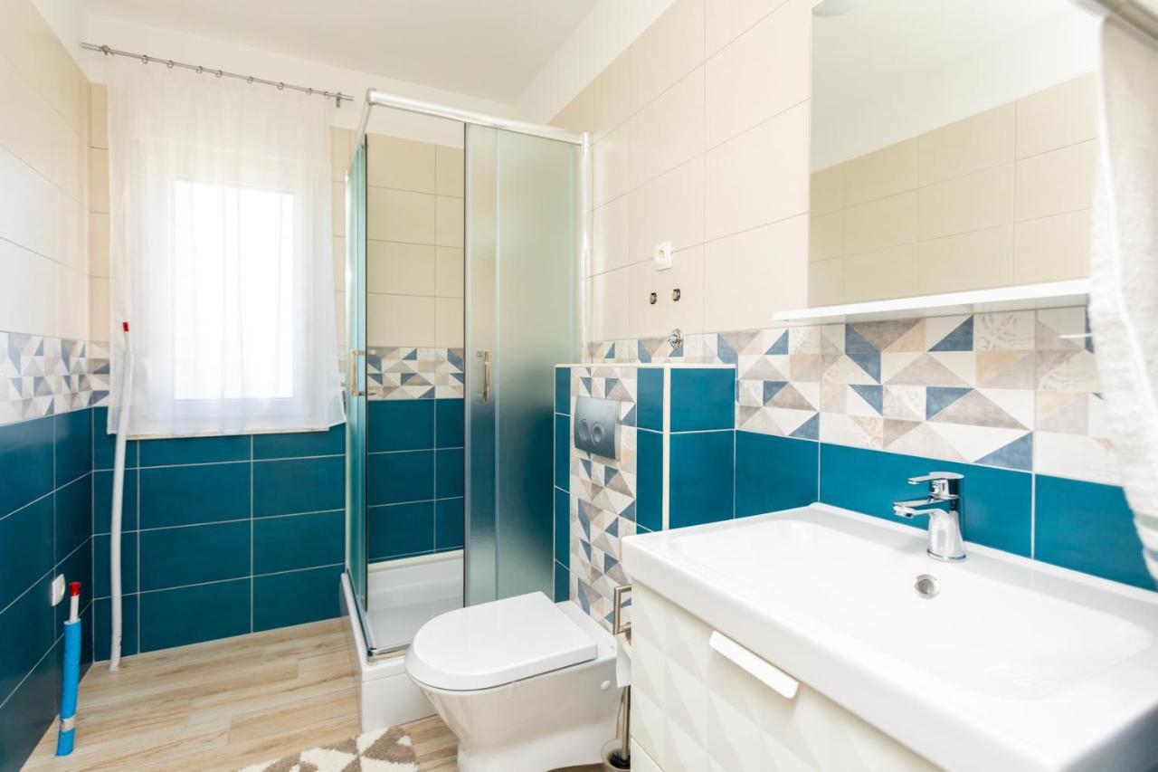 Apartments Jelena Вантачичи Екстериор снимка