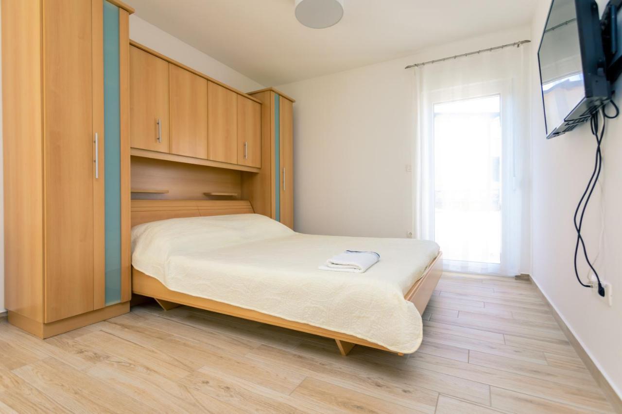 Apartments Jelena Вантачичи Екстериор снимка