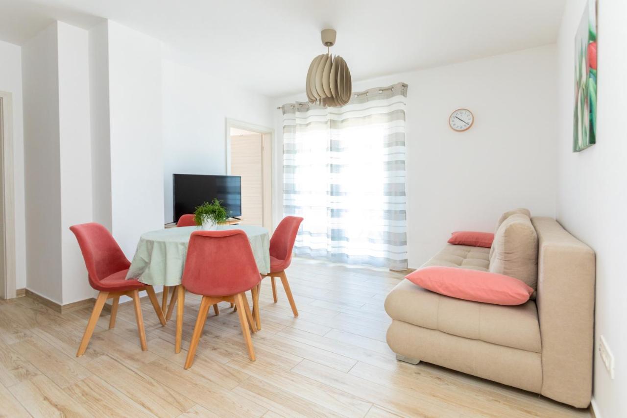 Apartments Jelena Вантачичи Екстериор снимка